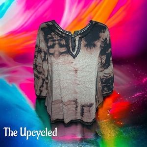 The Upcycled 3/4 Sleeve Notched Scoop Neck Tee w\ Lace Trim